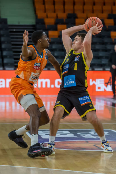 皮球如离弦 皮球如离弦